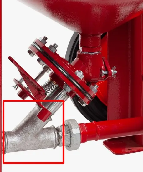 Тройник 45гр У образный обрезиненный 1 1/4″ для дозатора абразива