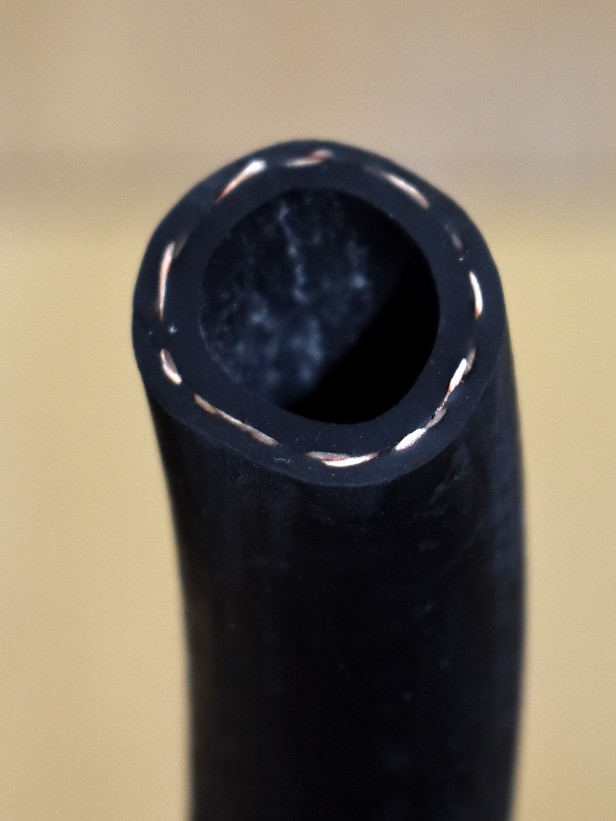 Рукав воздушный резиновый16 х 25 мм чёрный, 20 бар, бухта 40м