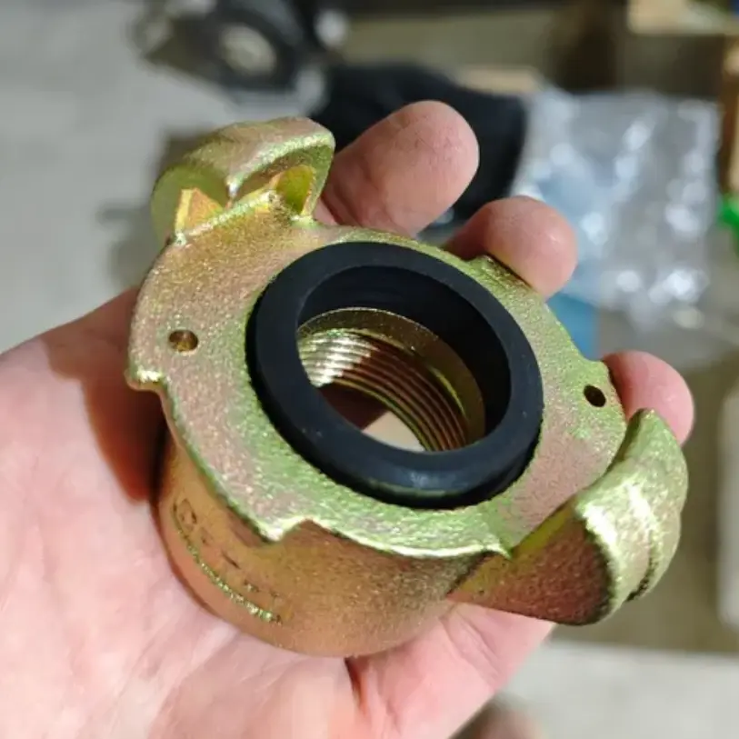 Байонетное соединение с внутренней резьбой 1 1/4" (32мм) CFT 1