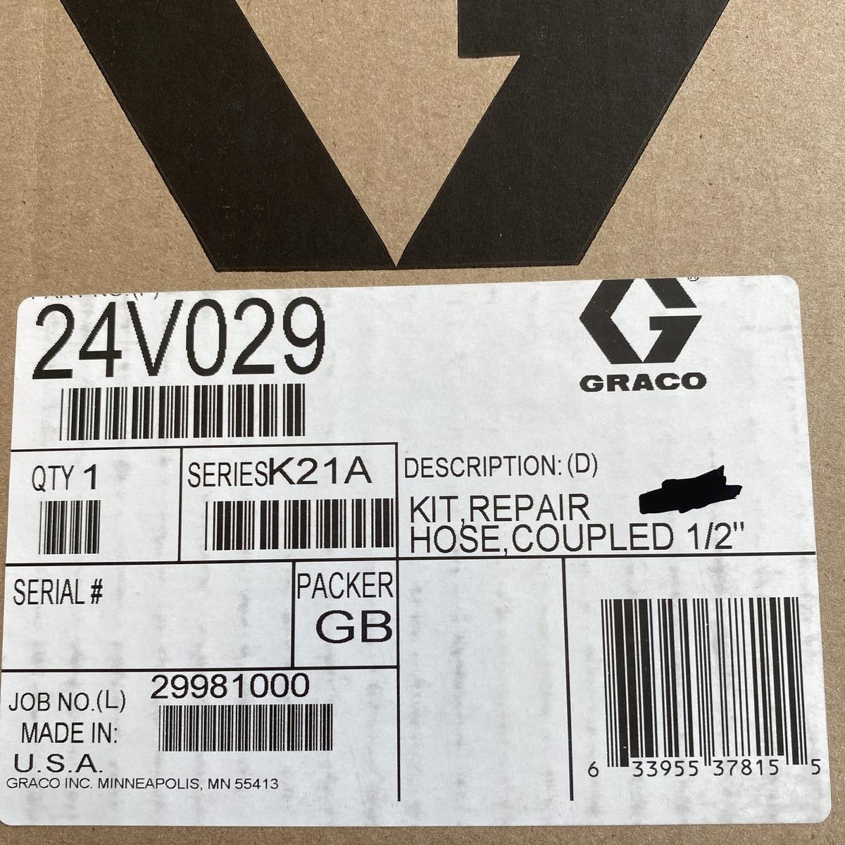 Шланг от коллектора к насосу 1/2" GRACO Mark X 24V029