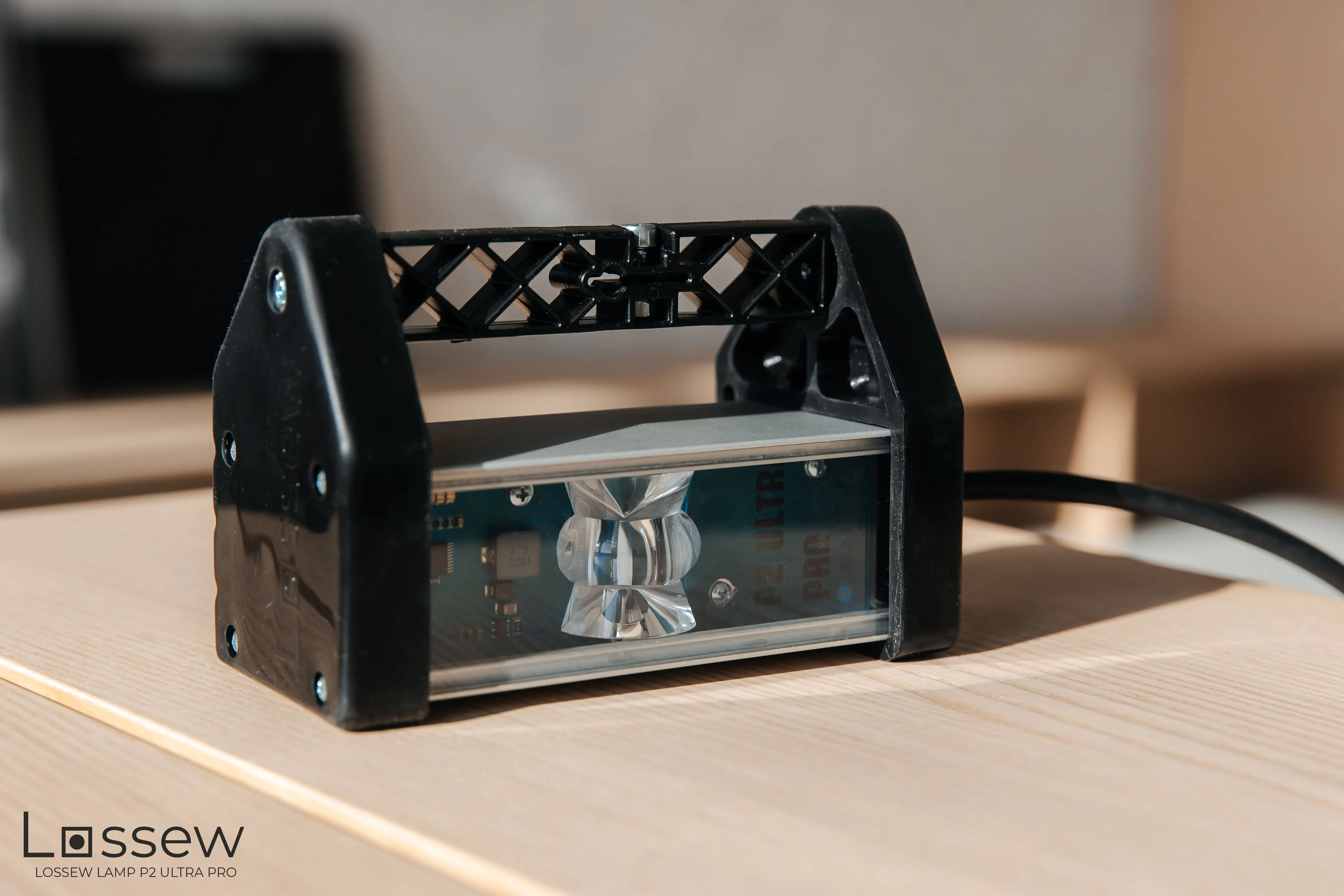 Светильник малярный LOSSEW LAMP P2 ULTRA Pro