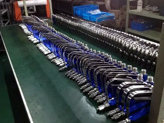 Краскопульт комбинированного распыления ASpro-637G40